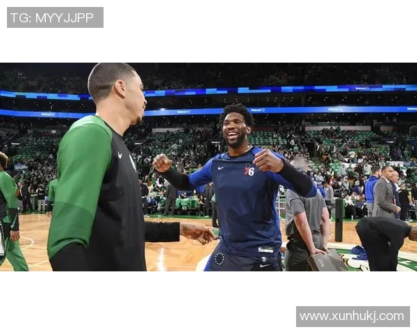 恩比德与库里同框！IG动态引发球迷热议，尊重之情尽显无遗